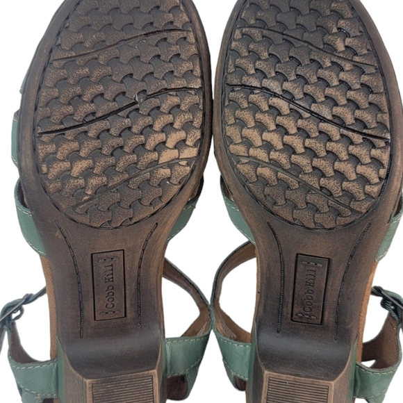 Cobb Hill by New Balance women's 6W Aubrey sandle. Great shoes for work … - Picture 12 of 12